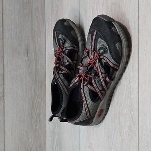 Chaco Kids Girl Outdoor Hiking Sandals shoes sz 4